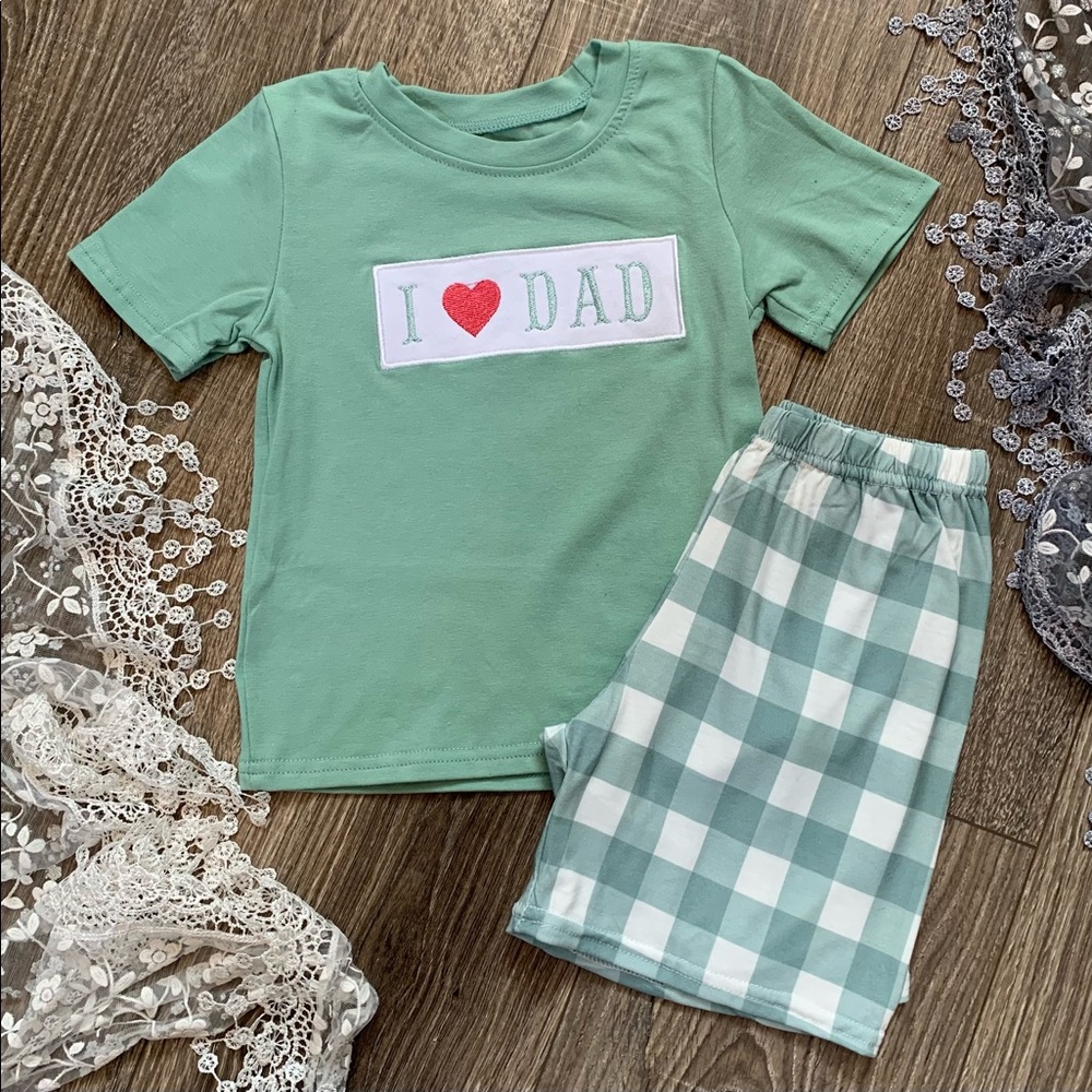 Boutique Embroidered Boy I ❤️ DAD Outfit